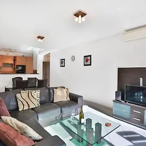 Charming Two-bedroom With Balcony And Garage By The Marina , Antibes France